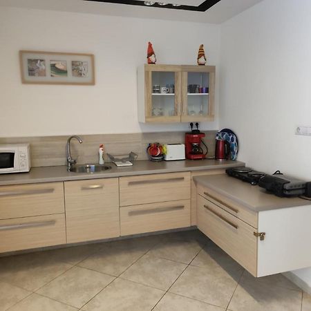 City Center Apartman 절러에게르세그 외부 사진