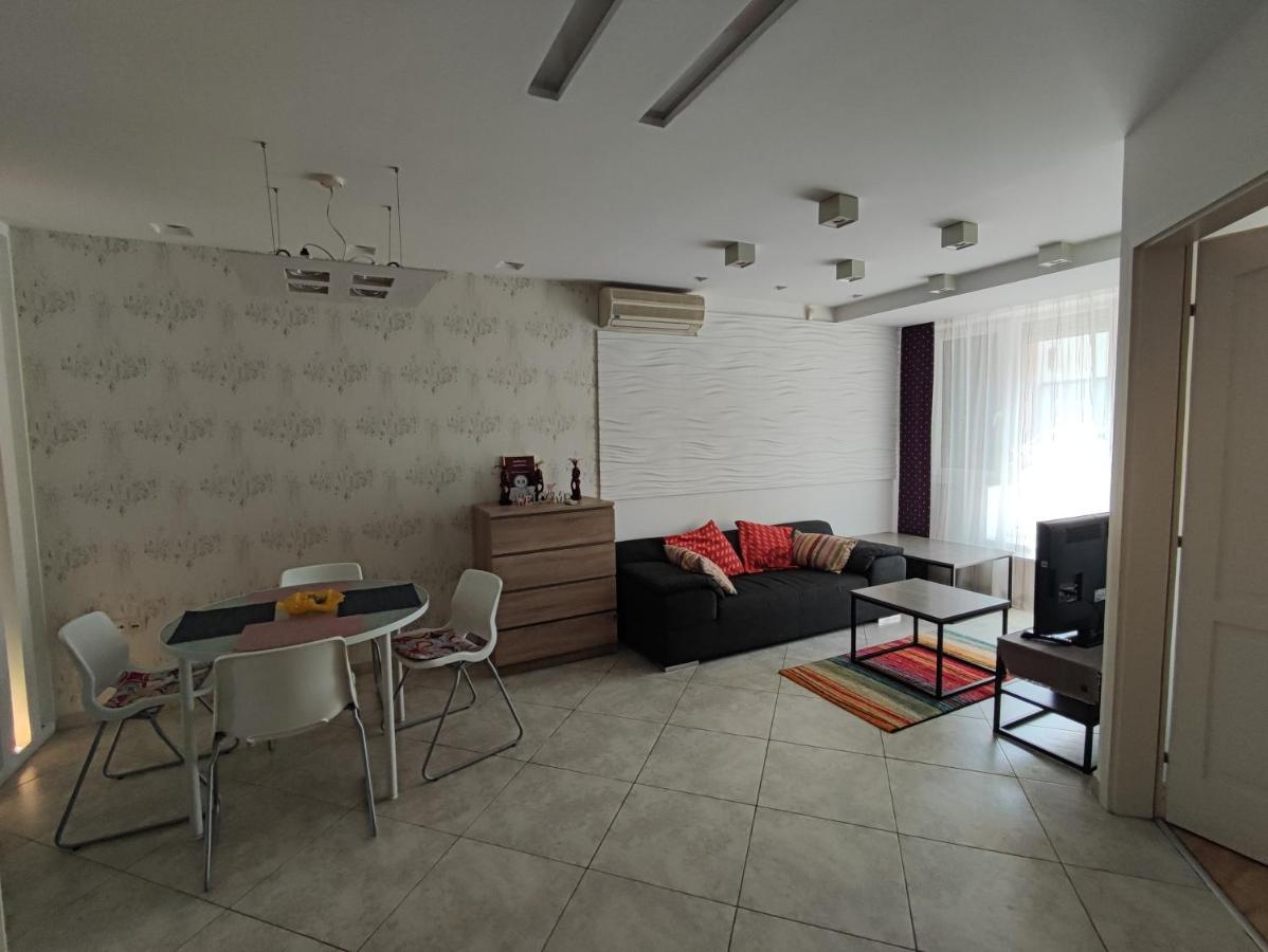 City Center Apartman 절러에게르세그 외부 사진