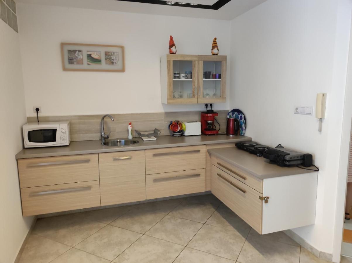 City Center Apartman 절러에게르세그 외부 사진